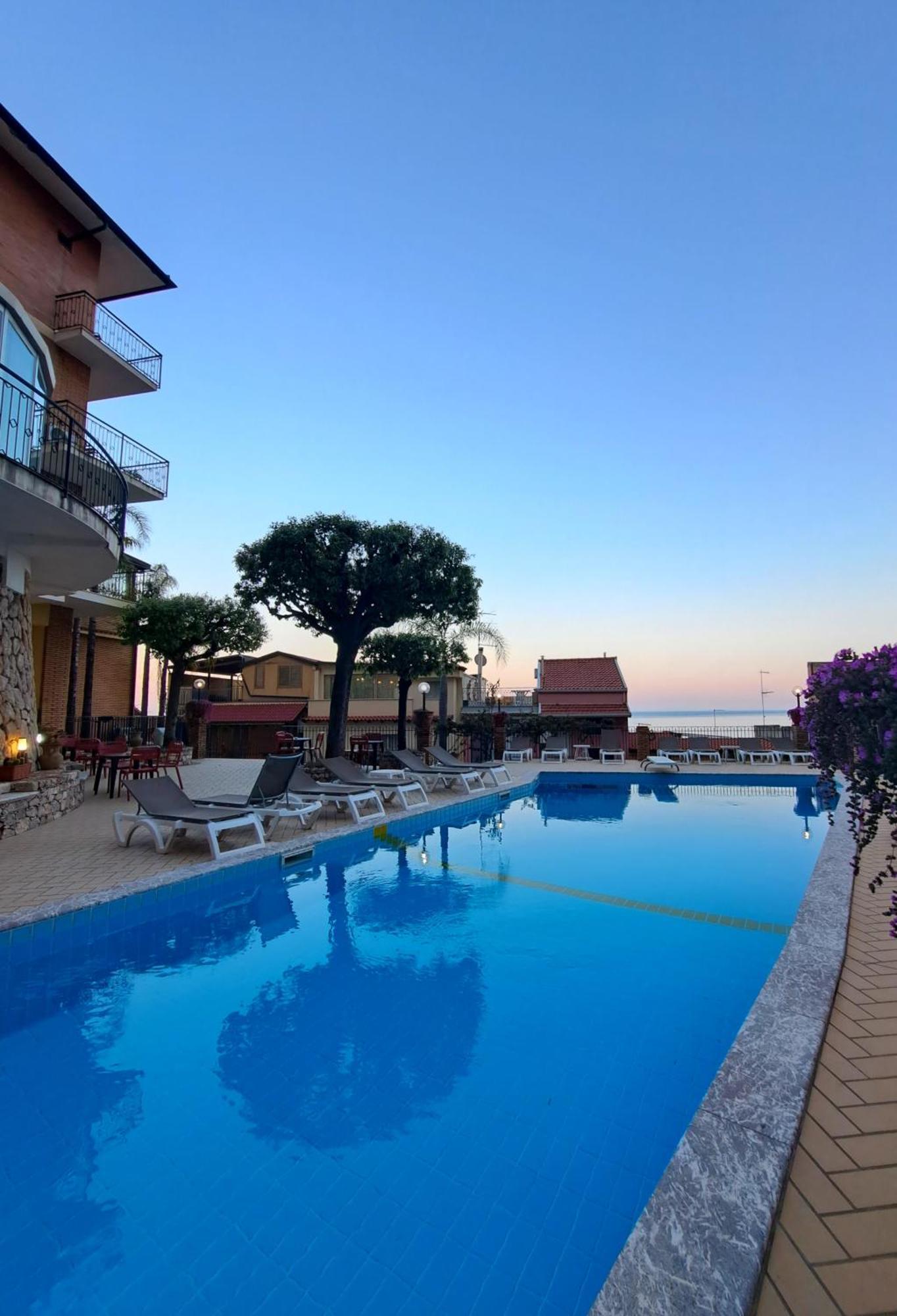 Hotel Corallo Taormina Bagian luar foto